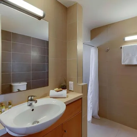 Hestiades Green Junior 8 * Kouklia